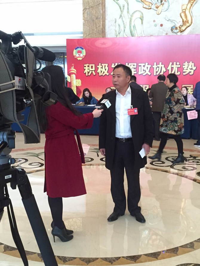 華寶公司董事長胡仁寶出席政協(xié)第十屆寧?？h委員會第一次會議
